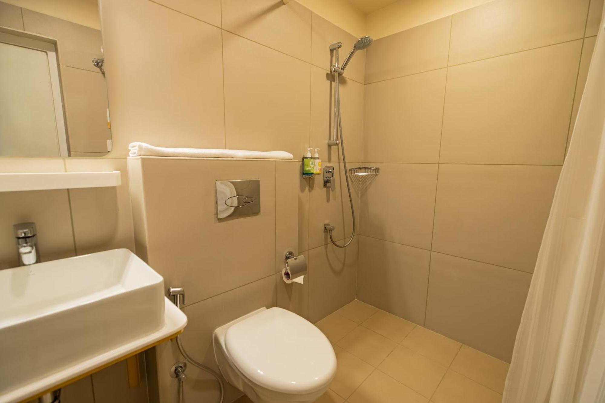 Bloom Hotel - Richmond Road Bangalore Oda fotoğraf